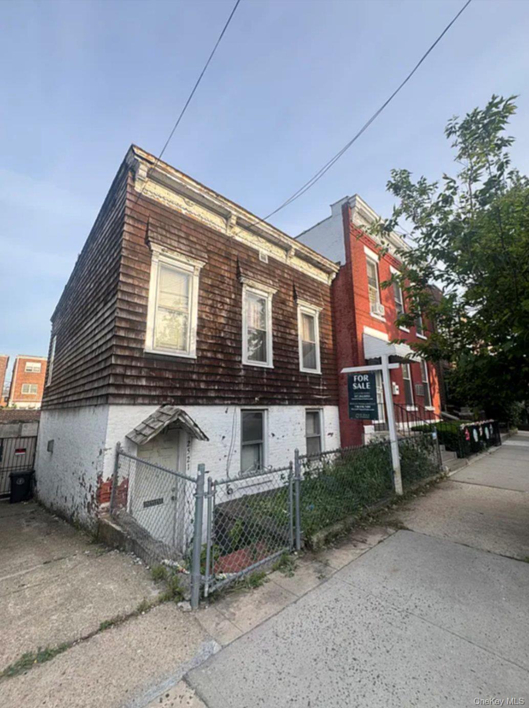 2521 46th Street, Astoria NY 11103