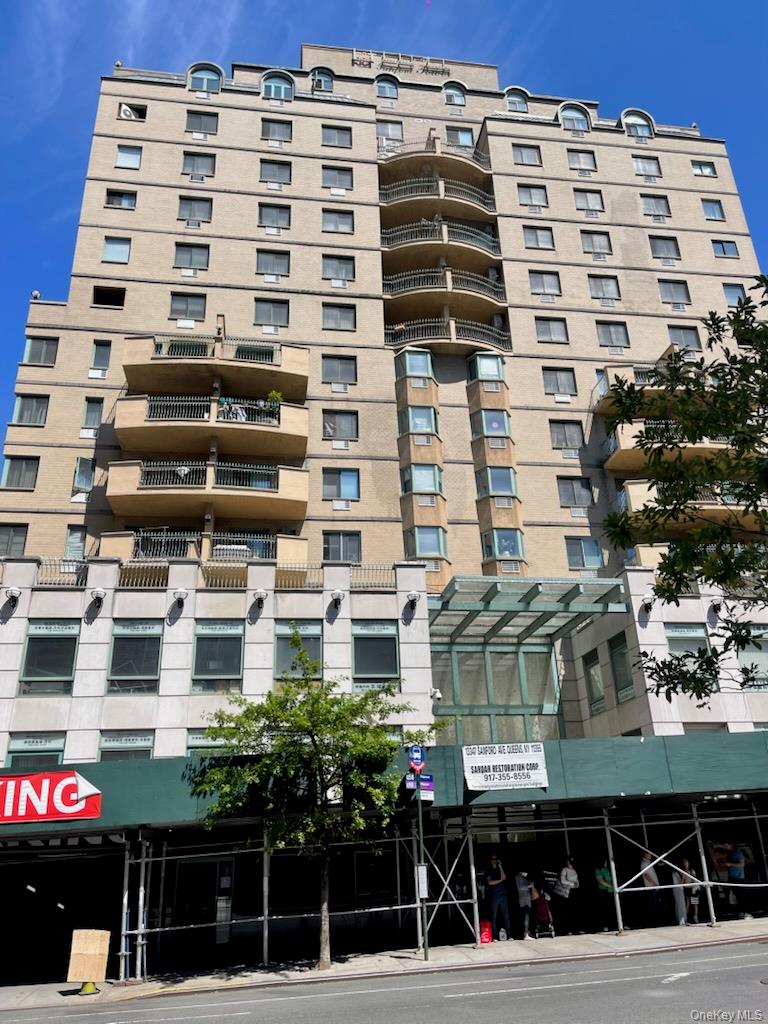 133-47 Sanford Avenue Unit 11A, Flushing NY 11355