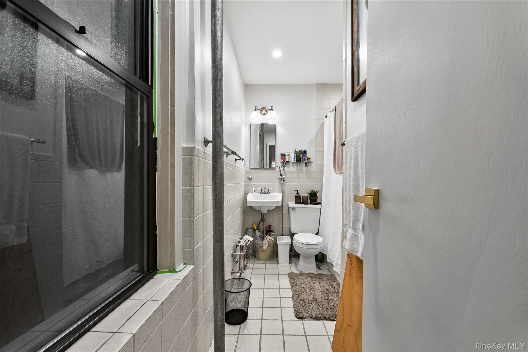 228 W 17th Street Unit 2A, Manhattan NY 10011