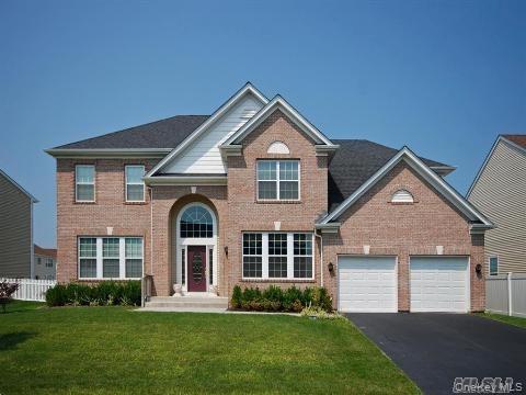 26 Woodstork Drive, Mount Sinai NY 11766
