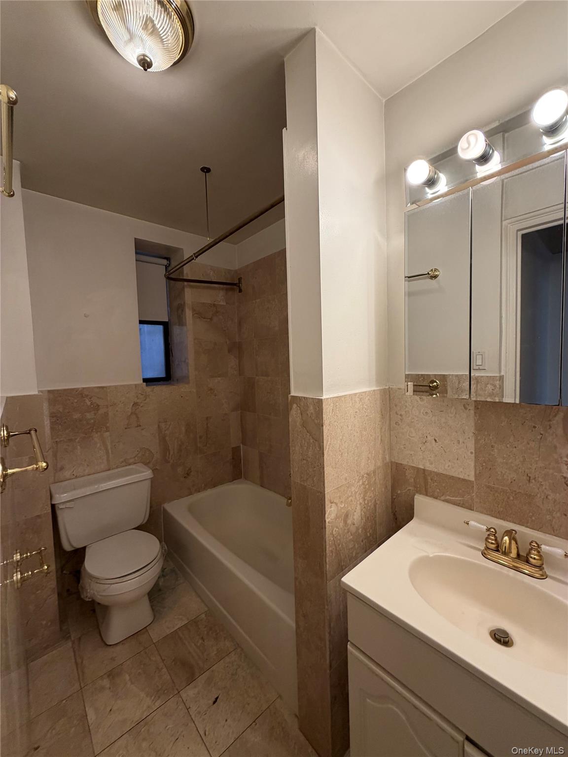 142 E 49th Street Unit 5B, Manhattan NY 10017