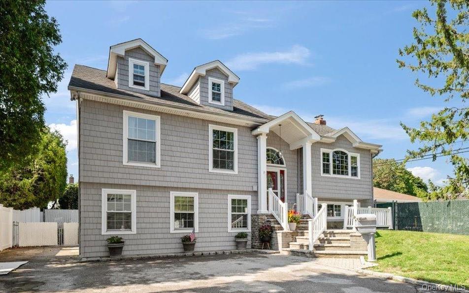 16 Taft Avenue, Bethpage NY 11714