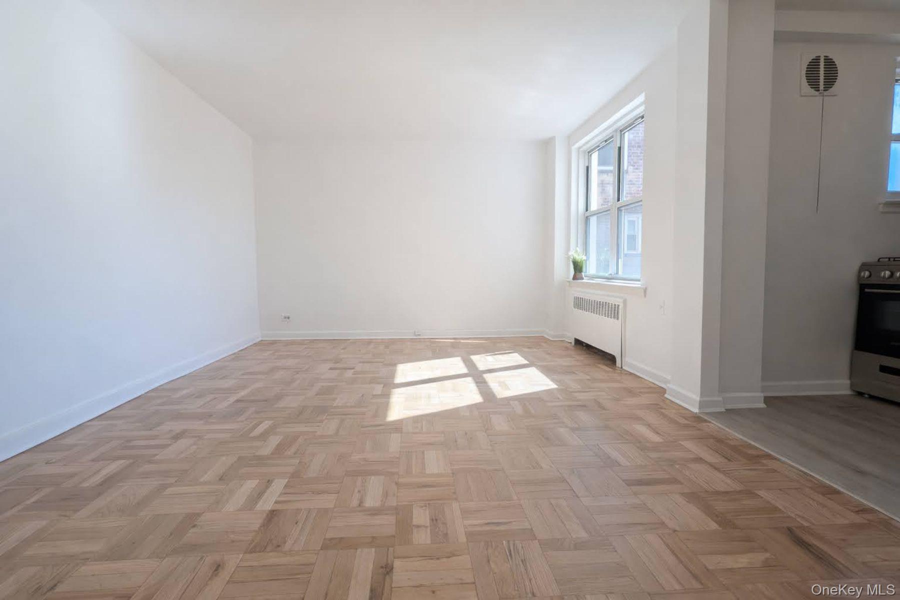 30-11 Parsons Boulevard Unit 2T, Flushing NY 11354
