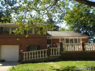 3 Tudor Road, Hicksville NY 11801