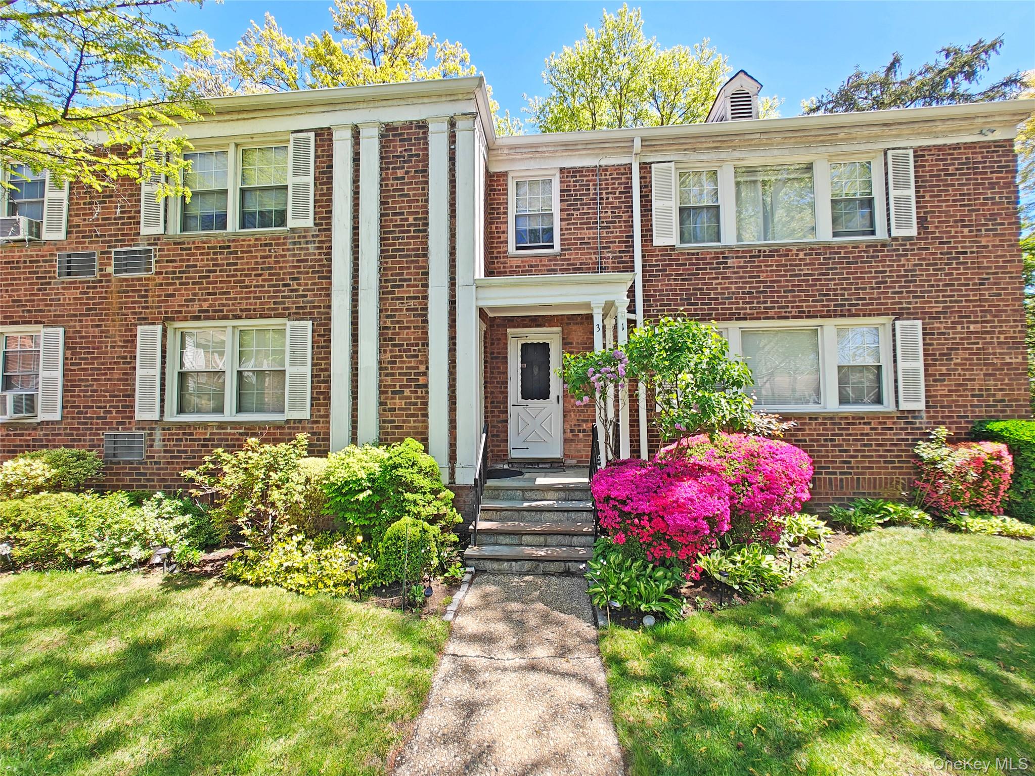 3 Lawrence Park Crescent Unit 3, Bronxville NY 10708