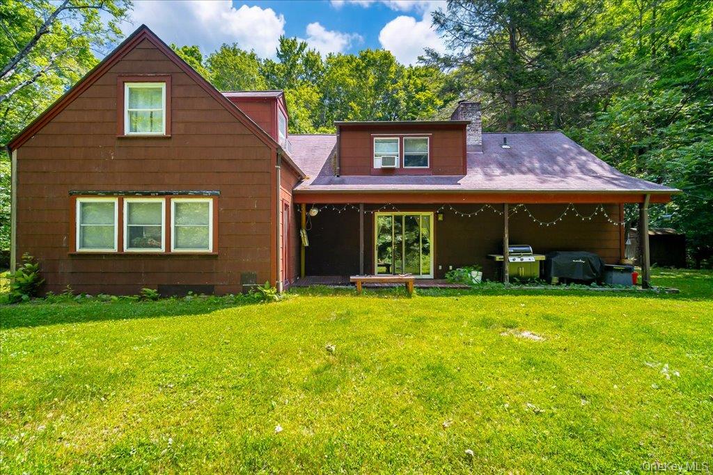 10-12 Woodlea Road, Salt Point NY 12578