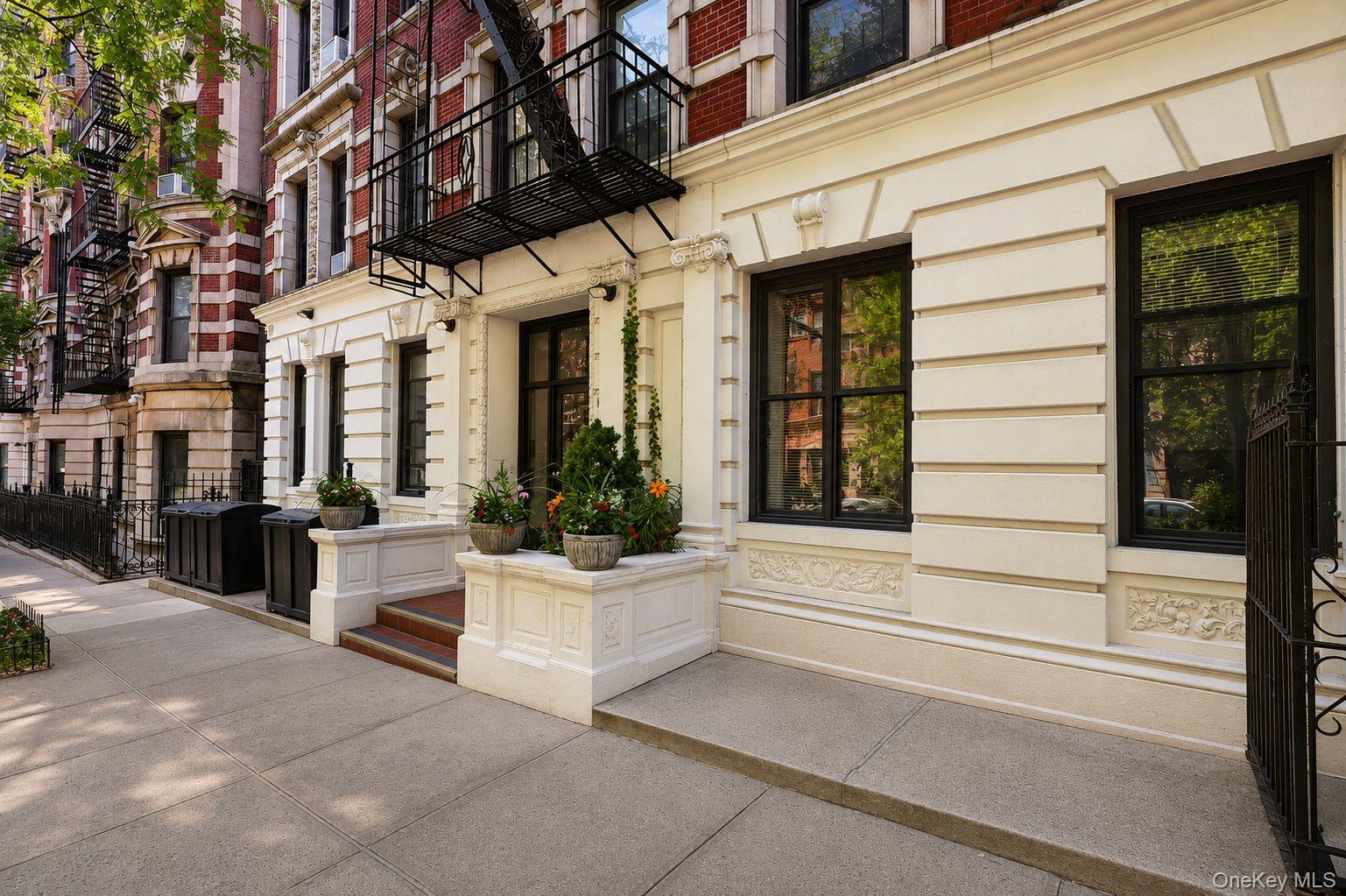 4-6 W 105th Street Unit 6A, Manhattan NY 10025
