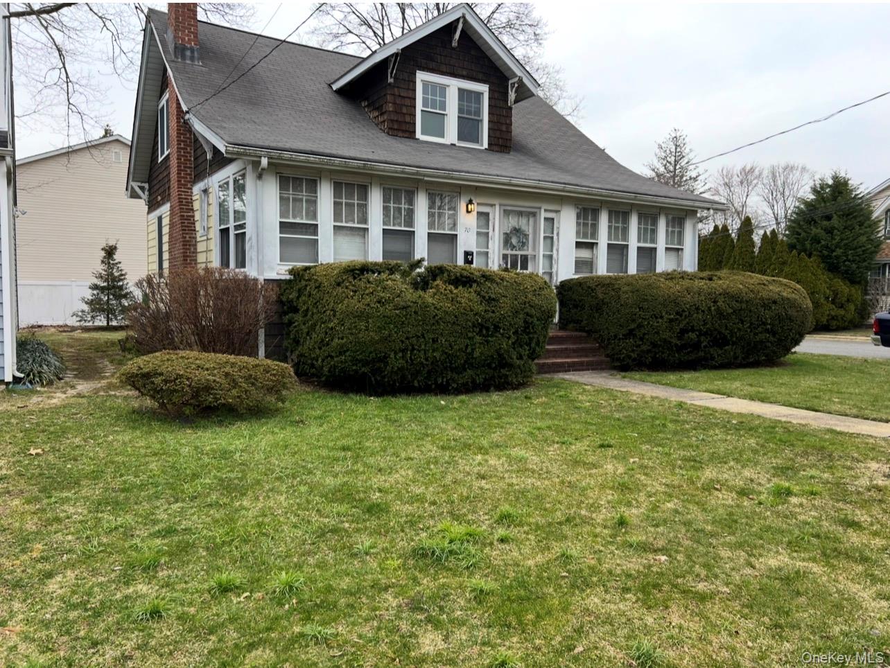 70 Staples Street, Farmingdale NY 11735