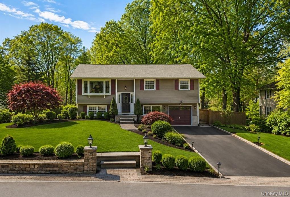 22 Fort Worth Place, Monroe NY 10950