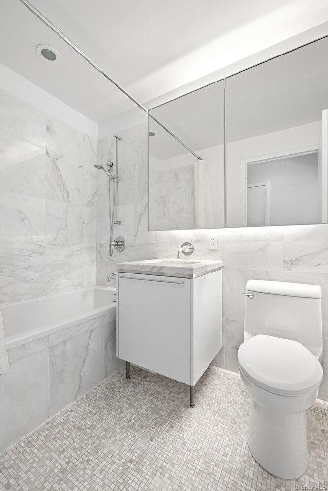 200 CHAMBERS Street Unit 10A, Manhattan NY 10007