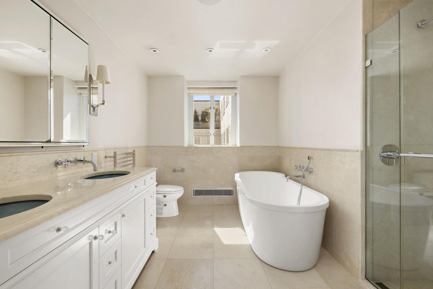 200 E 66TH Street Unit D2005, Manhattan NY 10065
