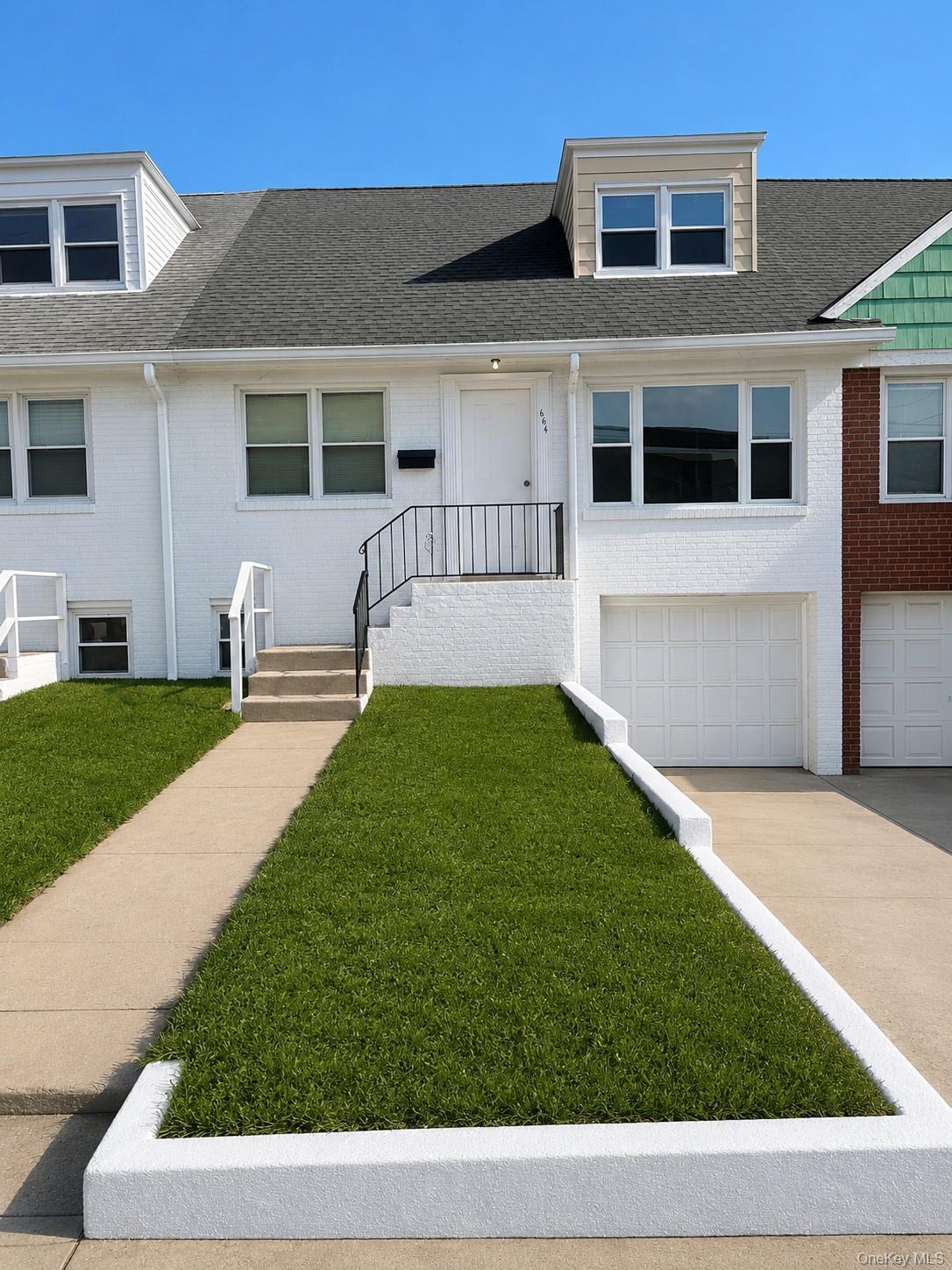 664 W Broadway, Long Beach NY 11561