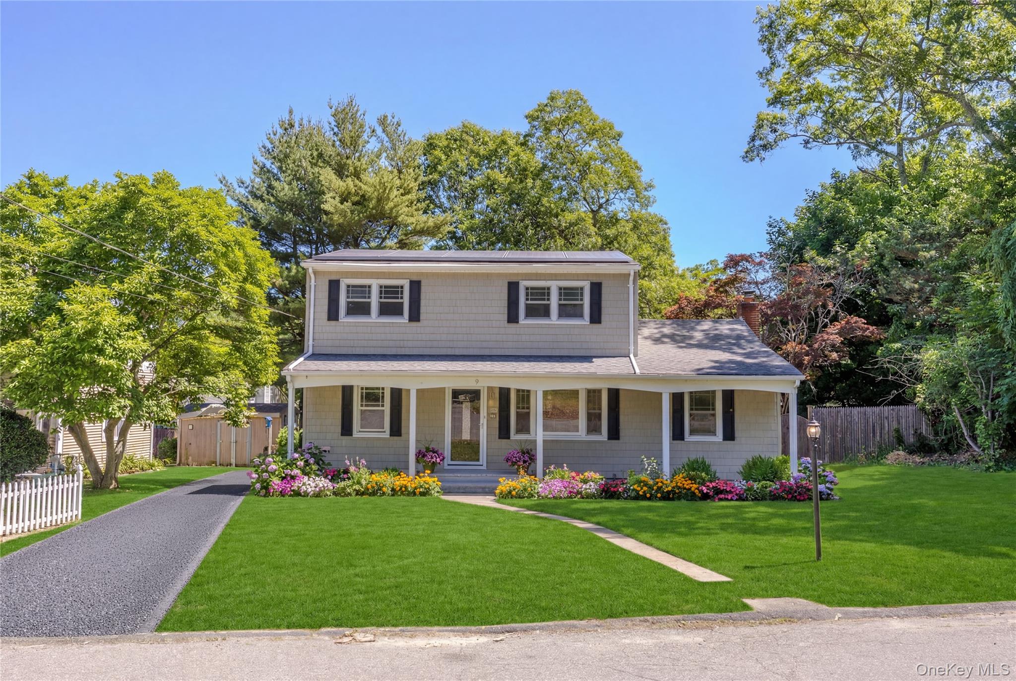 9 Phoenix Road, Rocky Point NY 11778