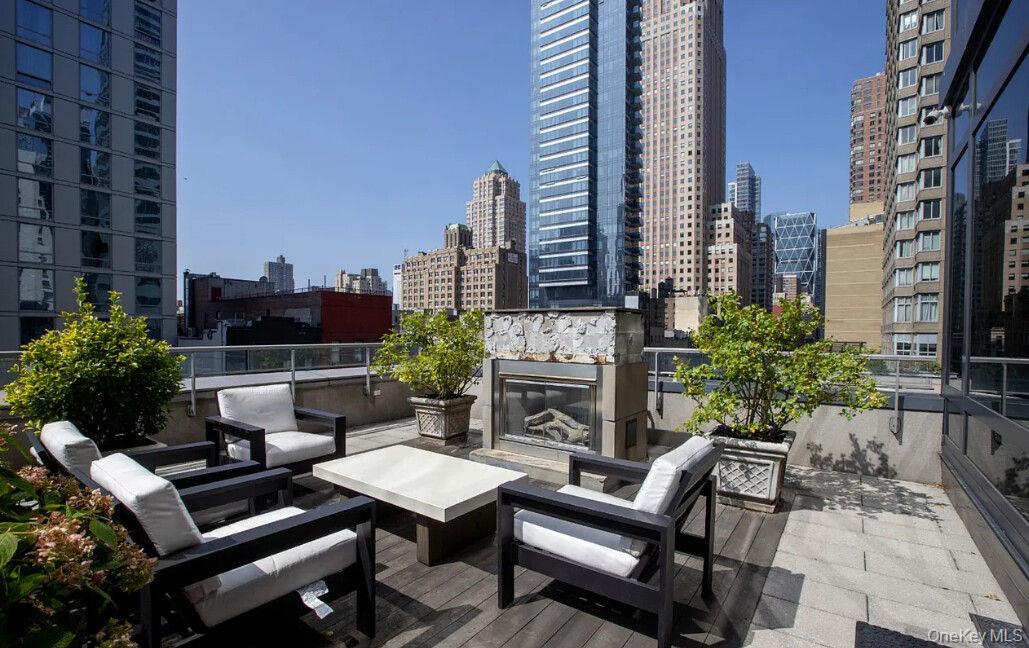 247 W 46TH Street Unit 3103, Manhattan NY 10036