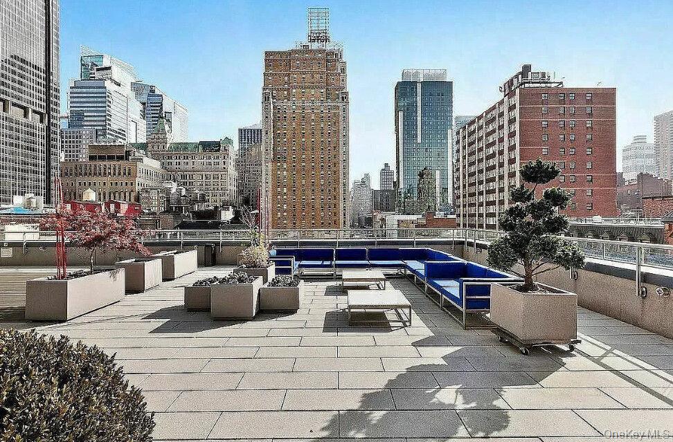 247 W 46TH Street Unit 3103, Manhattan NY 10036