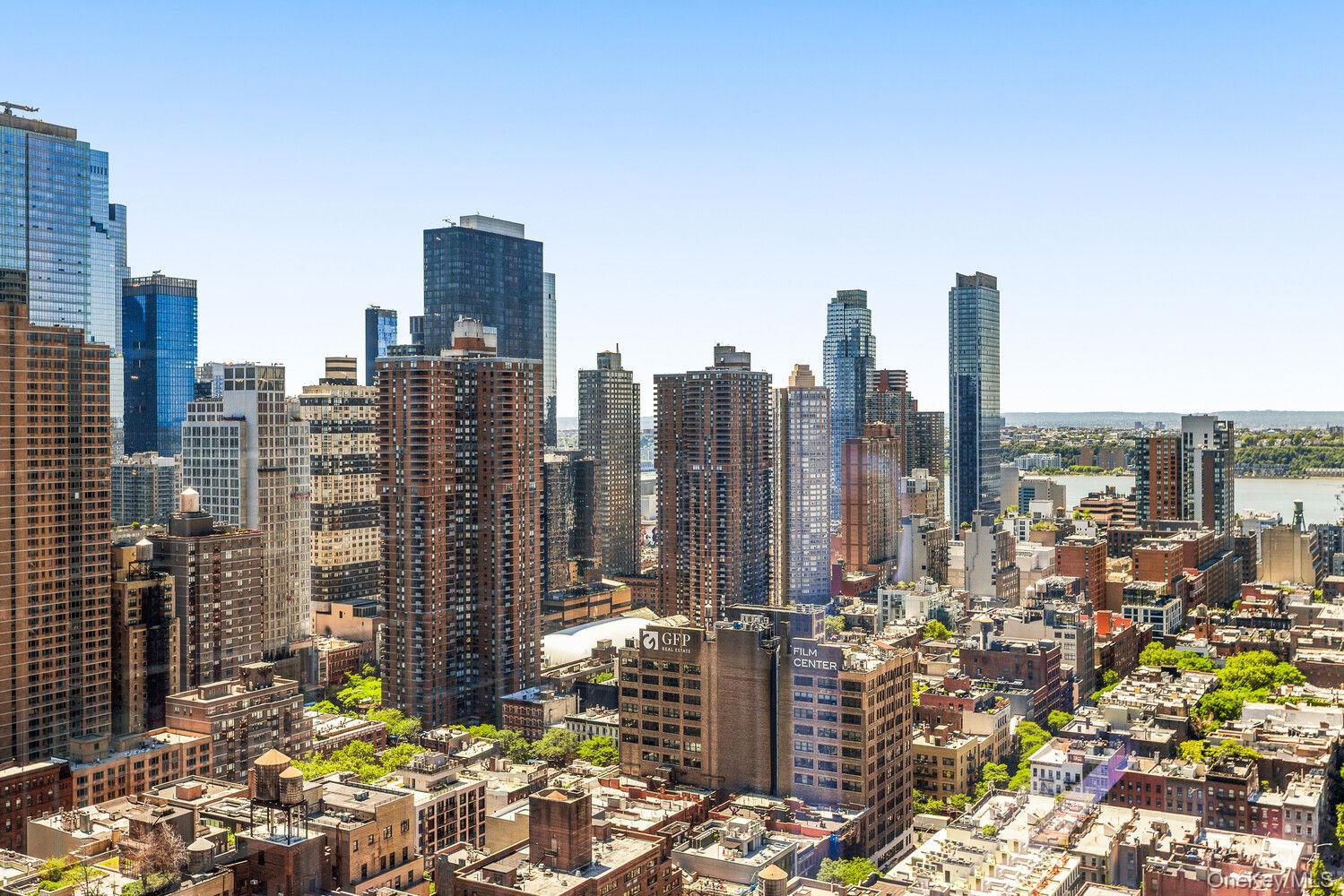 247 W 46TH Street Unit 3103, Manhattan NY 10036