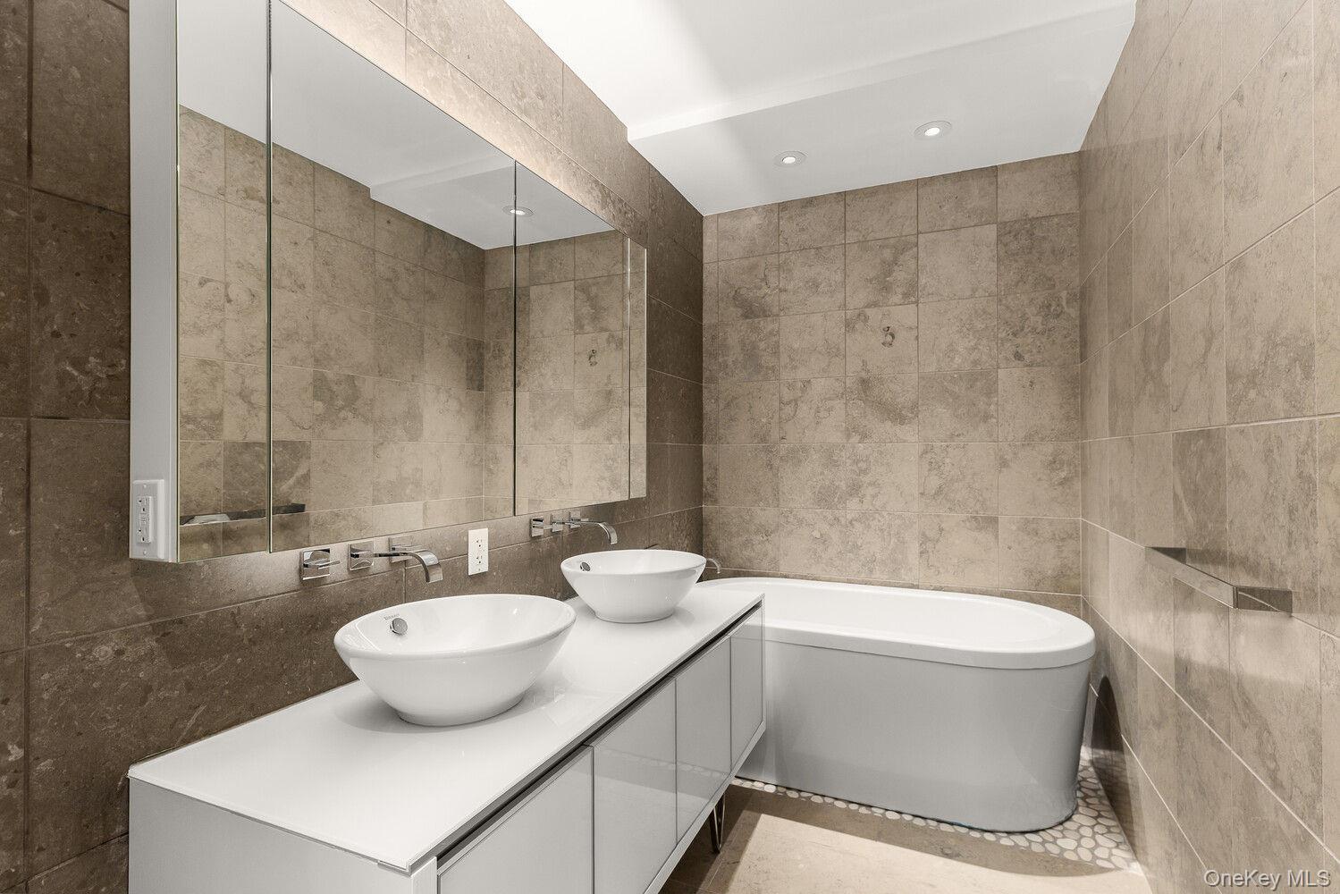 247 W 46TH Street Unit 3103, Manhattan NY 10036