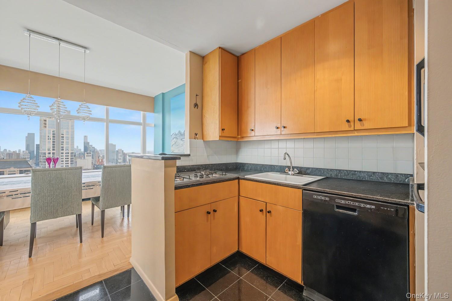 160 W 66th Street Unit 49D, Manhattan NY 10023