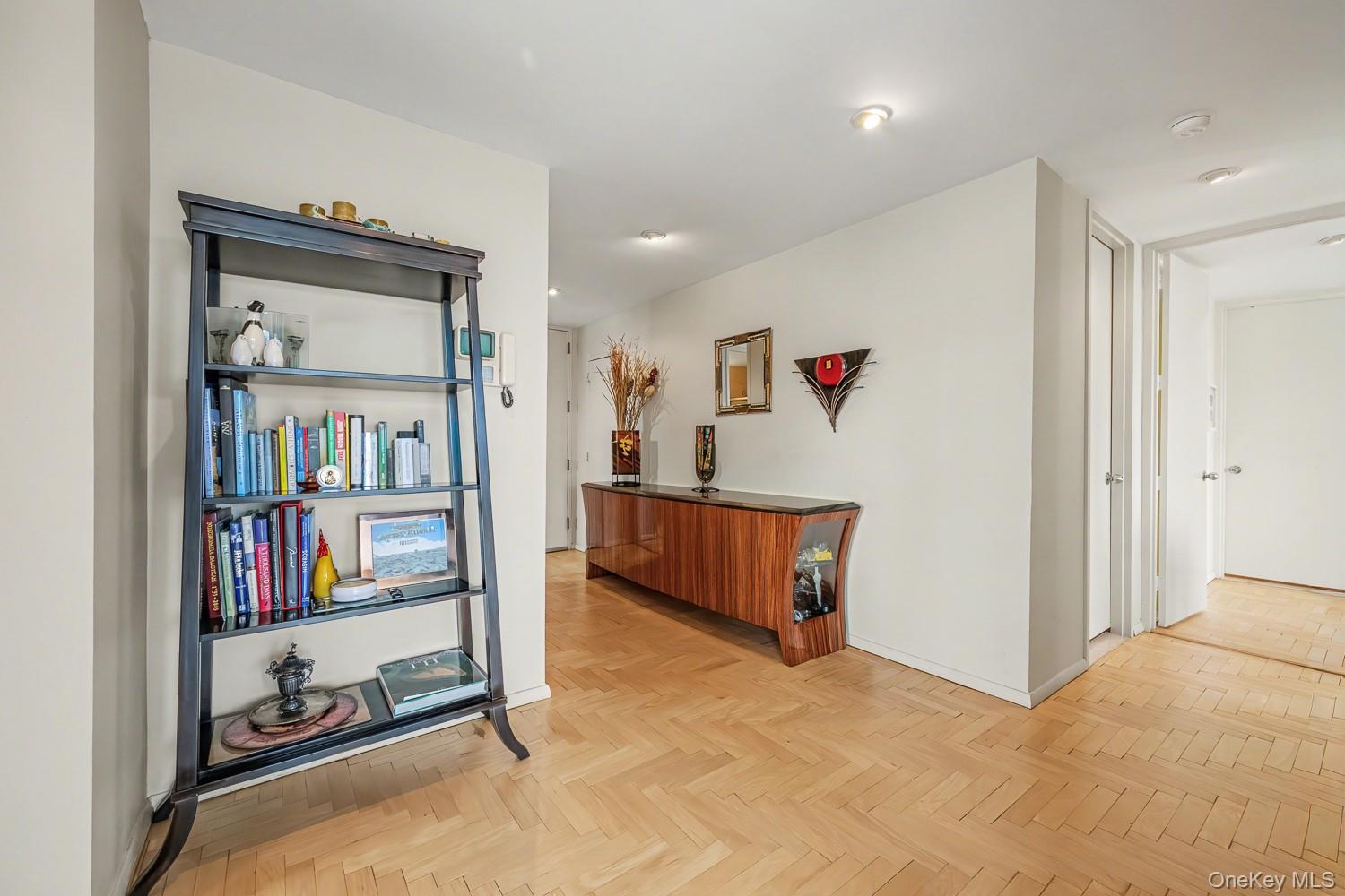 160 W 66th Street Unit 49D, Manhattan NY 10023