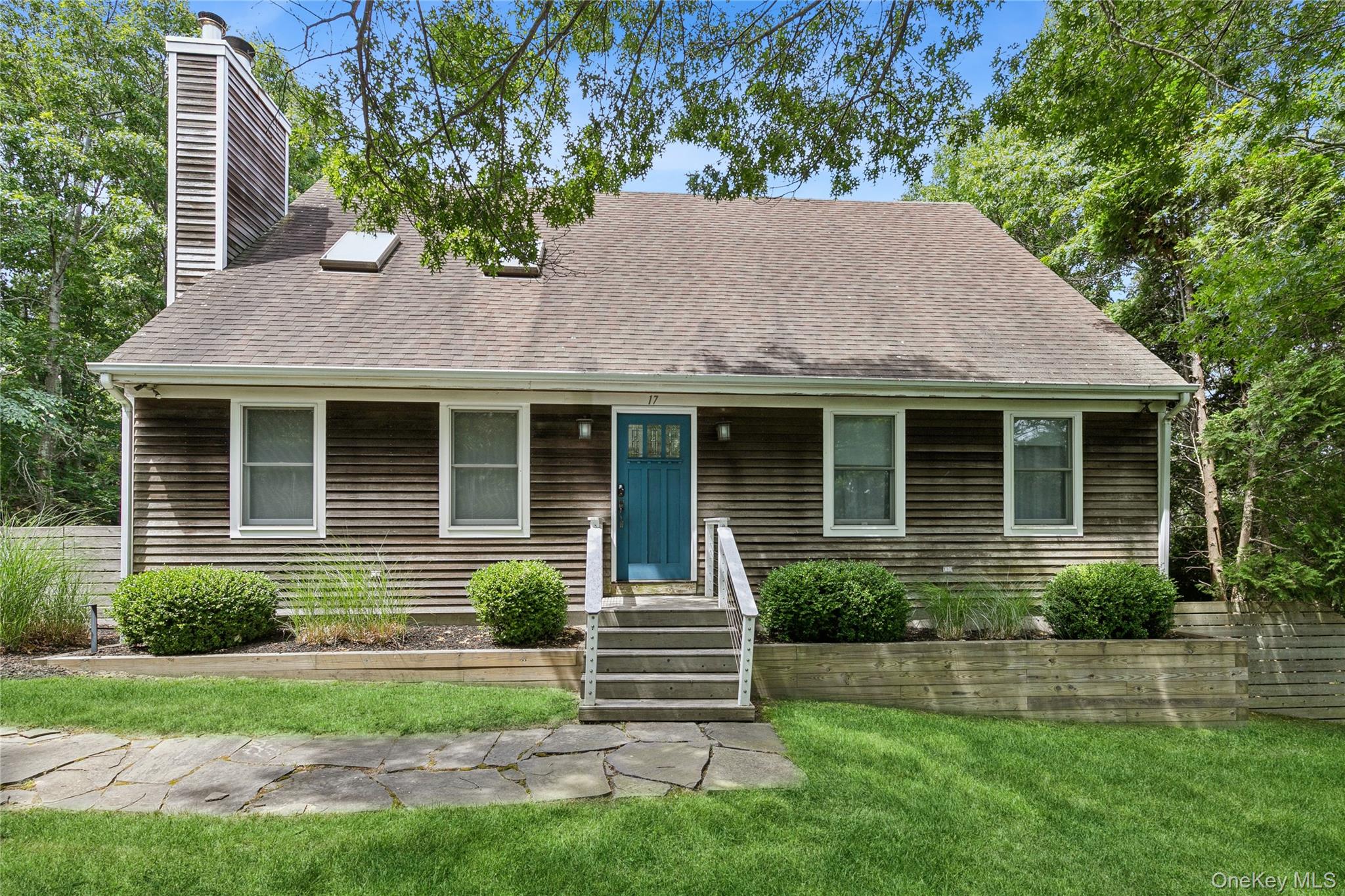 17 Squires Boulevard, Hampton Bays NY 11946