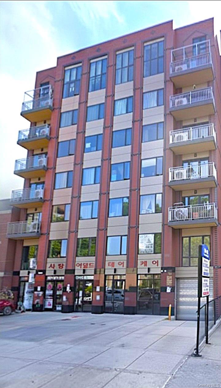 14456 Roosevelt Avenue Unit 5A, Flushing NY 11354