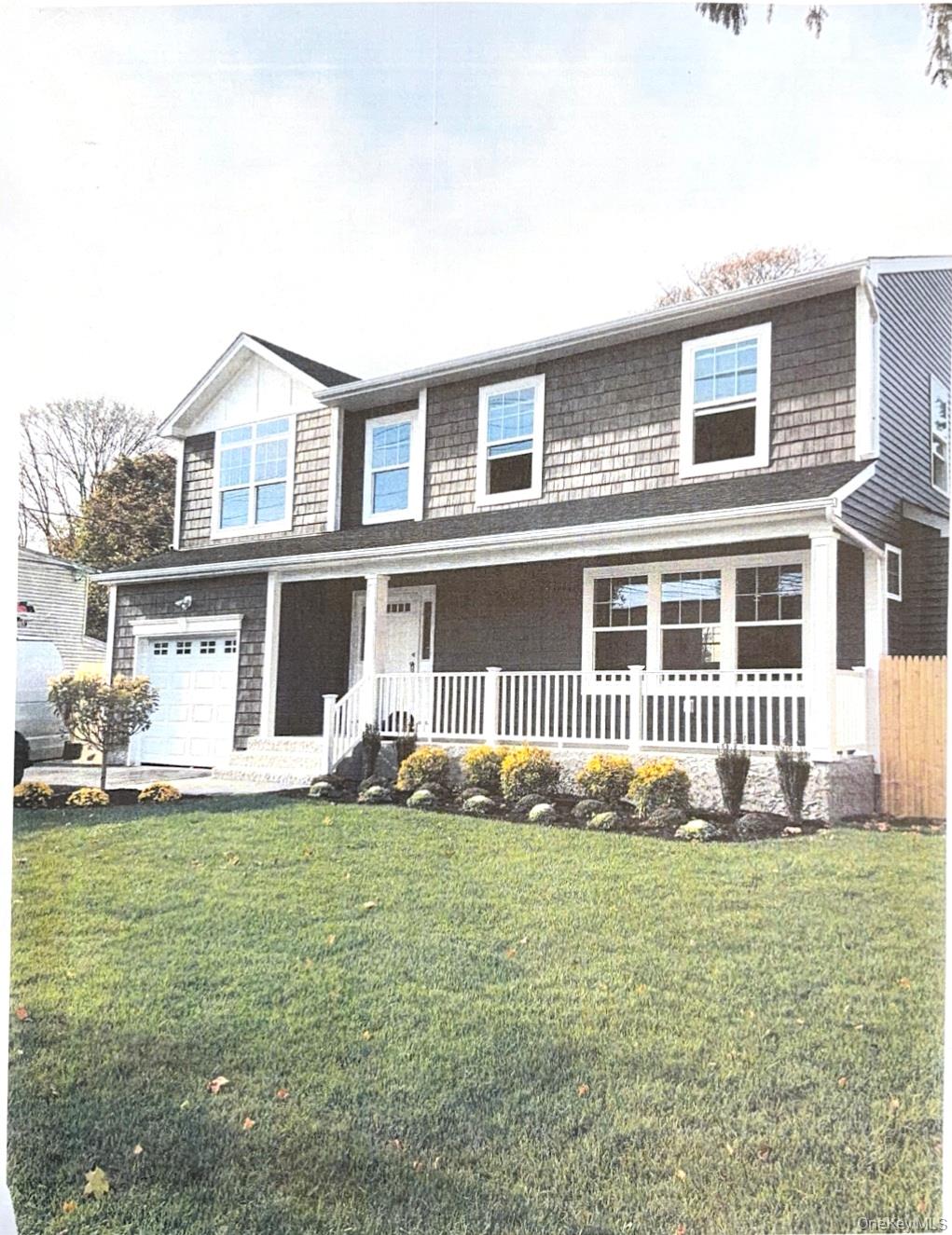 190 Country Road, Medford NY 11763