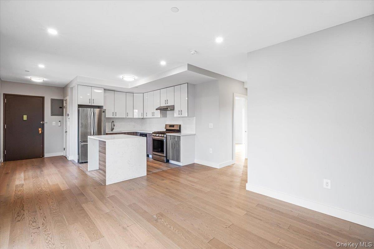 62-96 Woodhaven Boulevard Unit 5O, Rego Park NY 11374