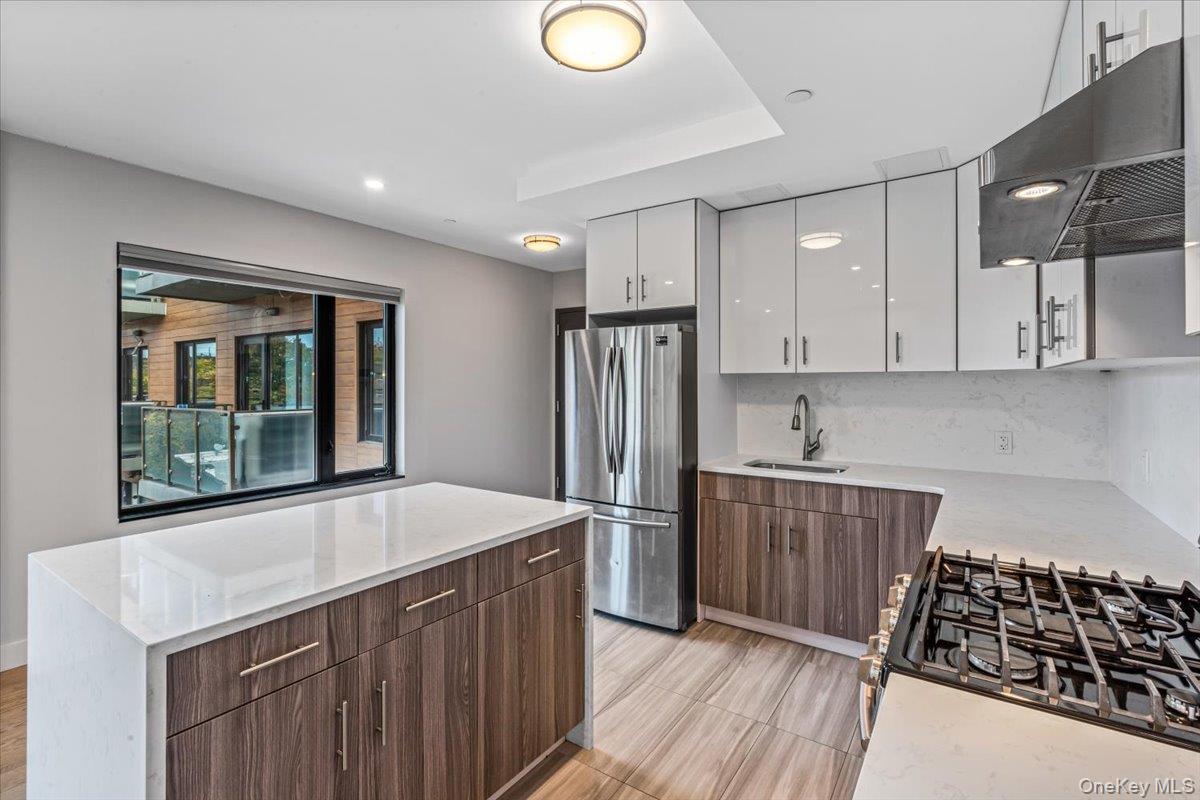 62-96 Woodhaven Boulevard Unit 5O, Rego Park NY 11374