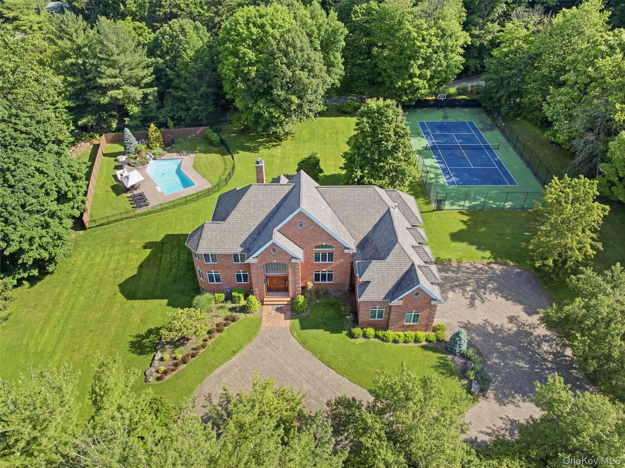 637 S Mountain Road, New City NY 10956