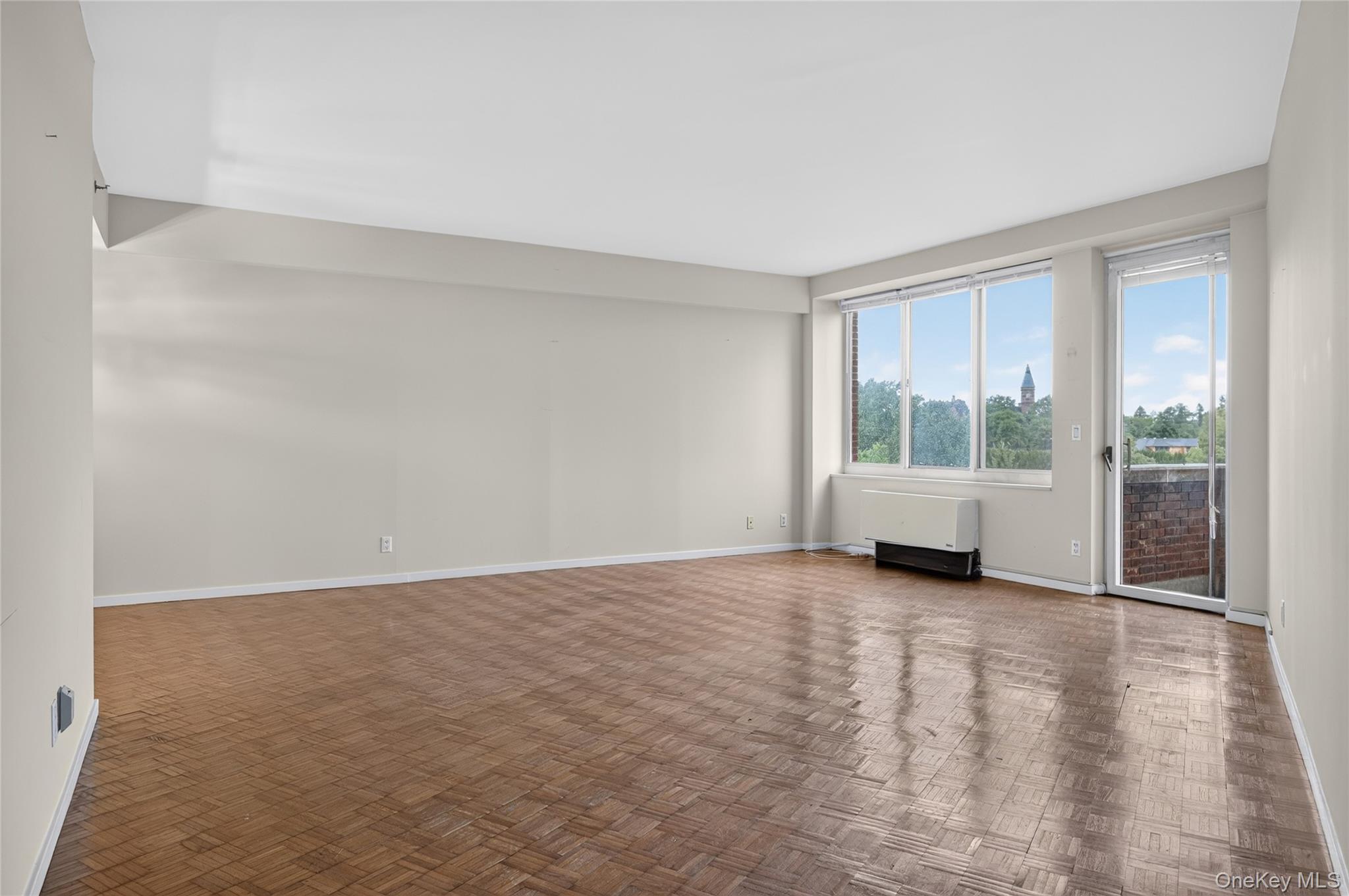 111 Cherry Vallley Avenue Unit 408W, Garden City NY 11530