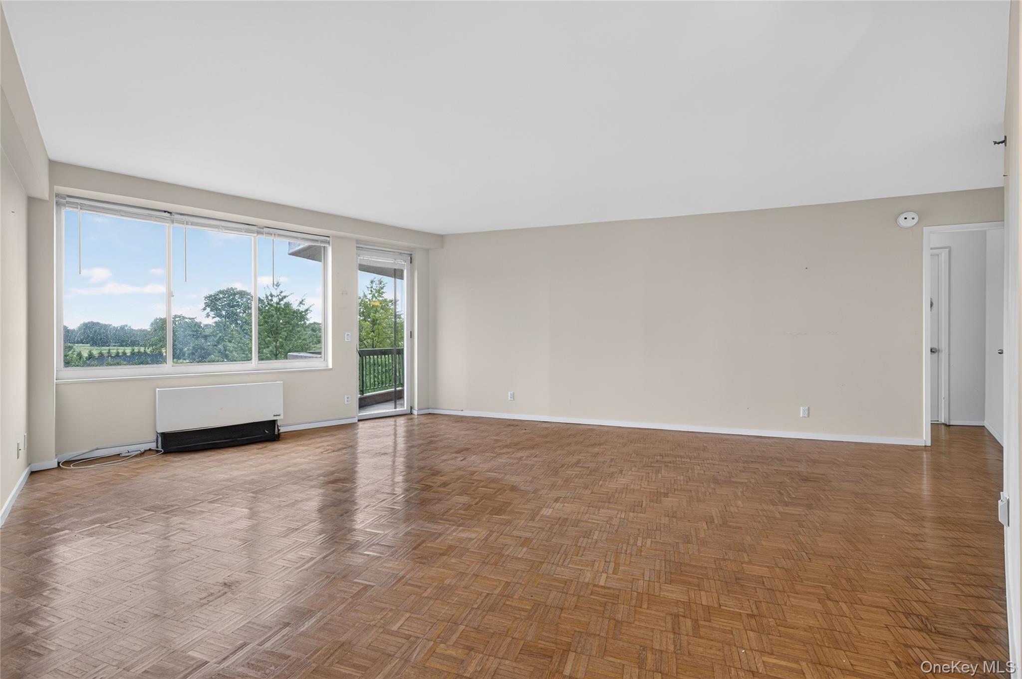 111 Cherry Vallley Avenue Unit 408W, Garden City NY 11530