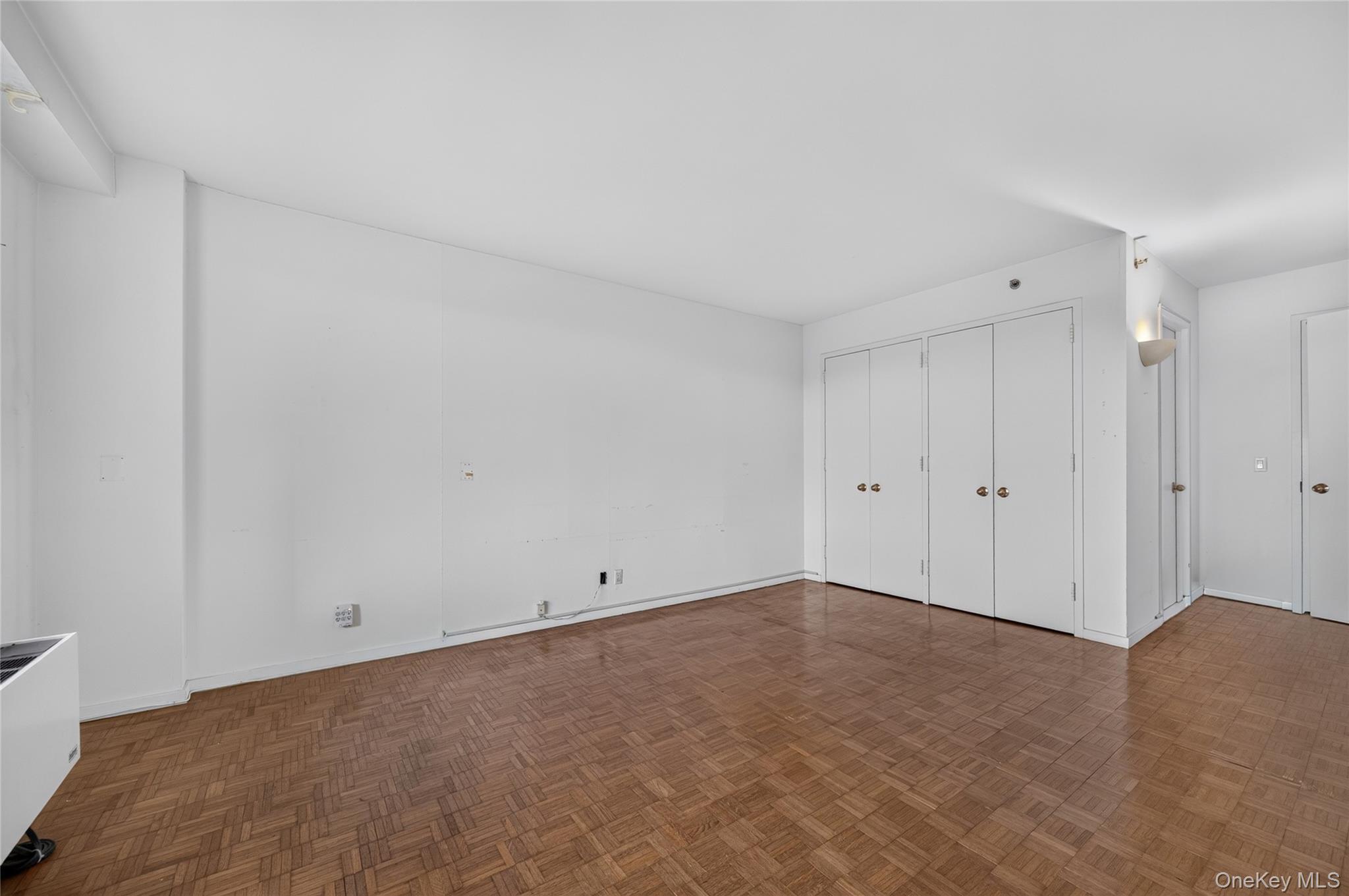 111 Cherry Vallley Avenue Unit 408W, Garden City NY 11530