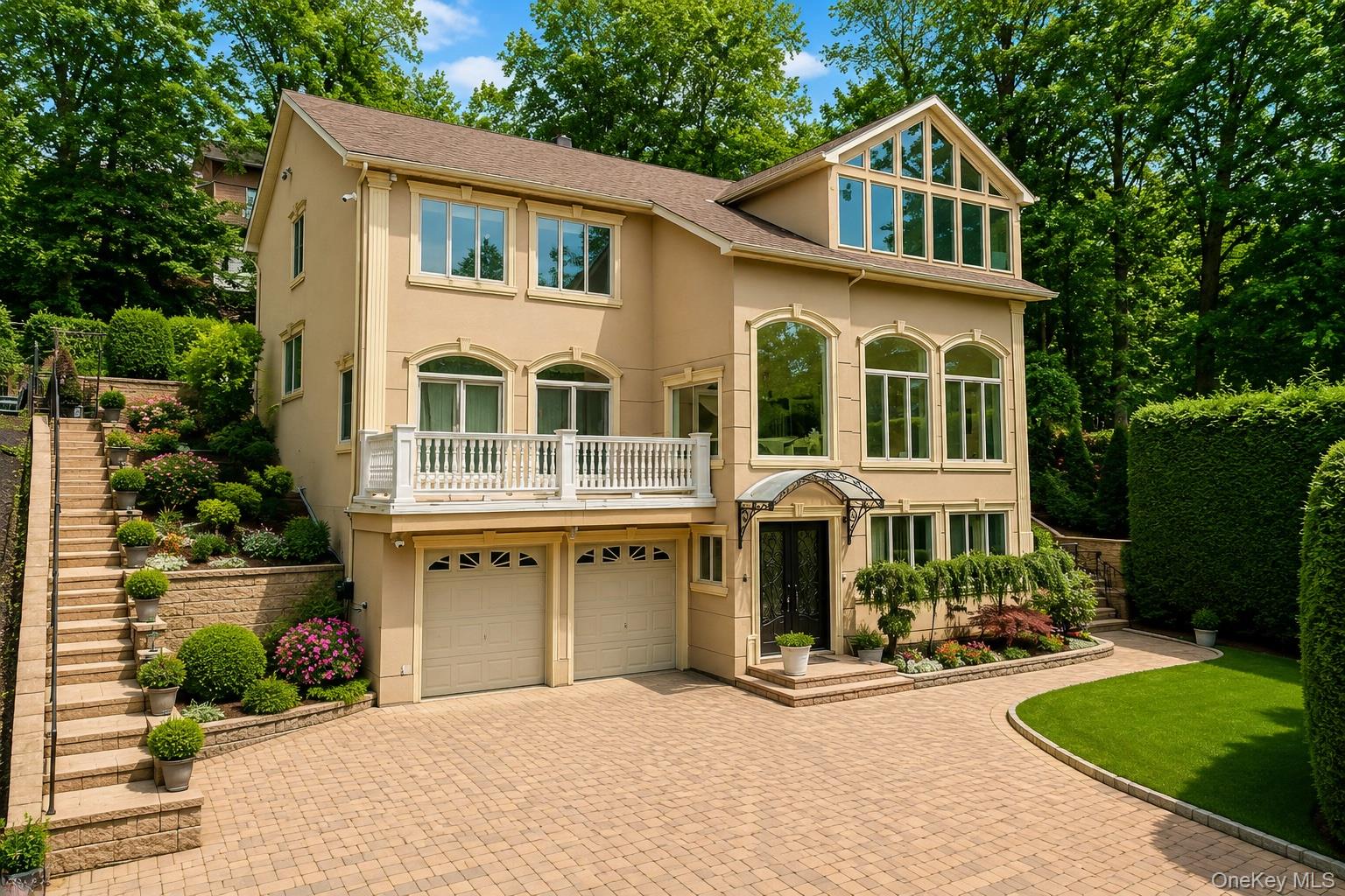 16 Diana Trail, Staten Island NY 10304