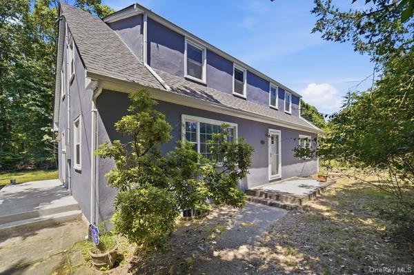 458 N Magee Street, Southampton NY 11968