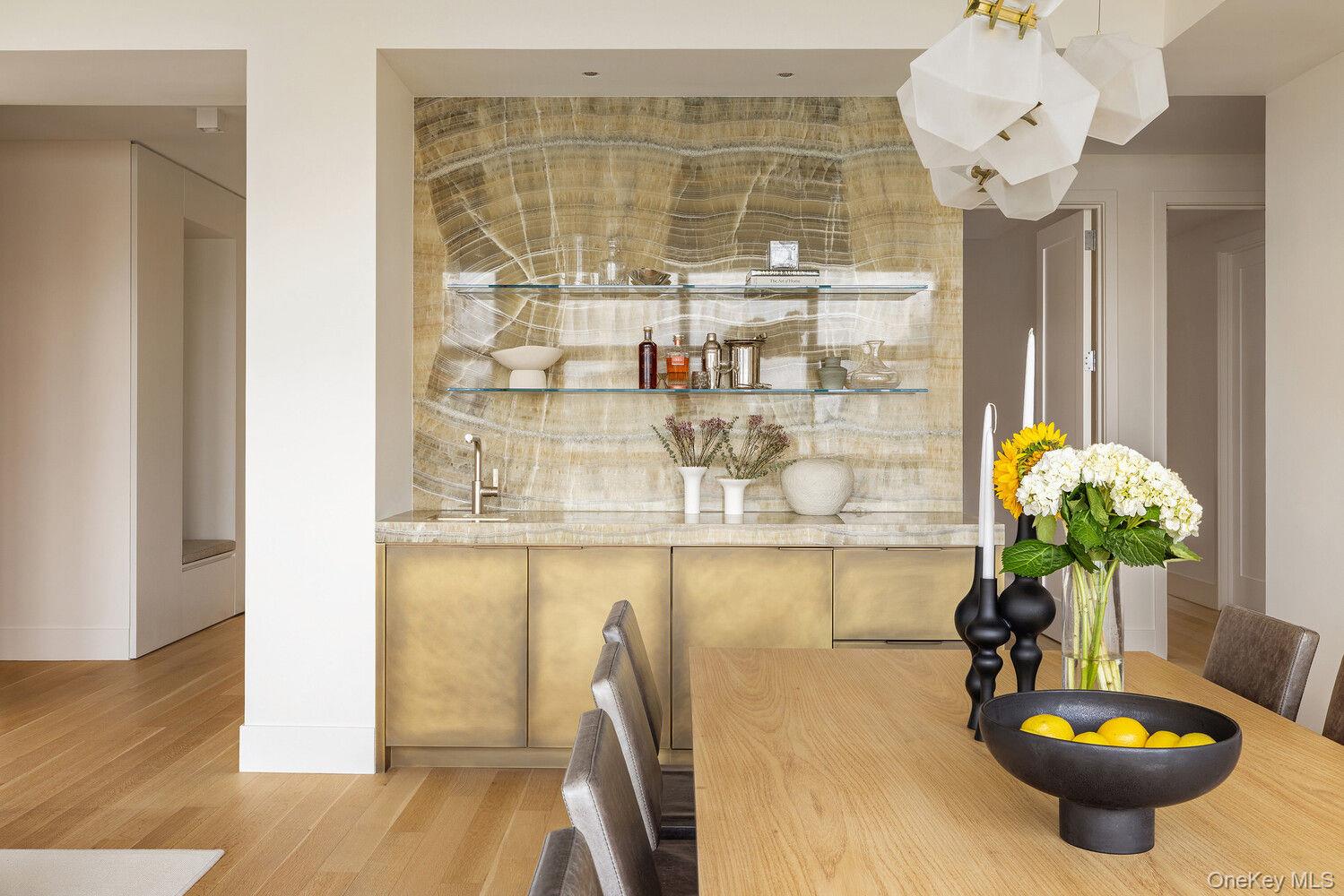 290 WEST Street Unit 5B, Manhattan NY 10013