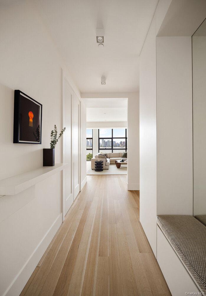 290 WEST Street Unit 5B, Manhattan NY 10013