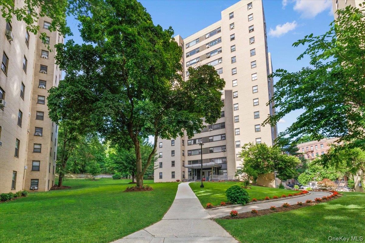 6 Fordham Hill Oval Unit 12h, Bronx NY 10468
