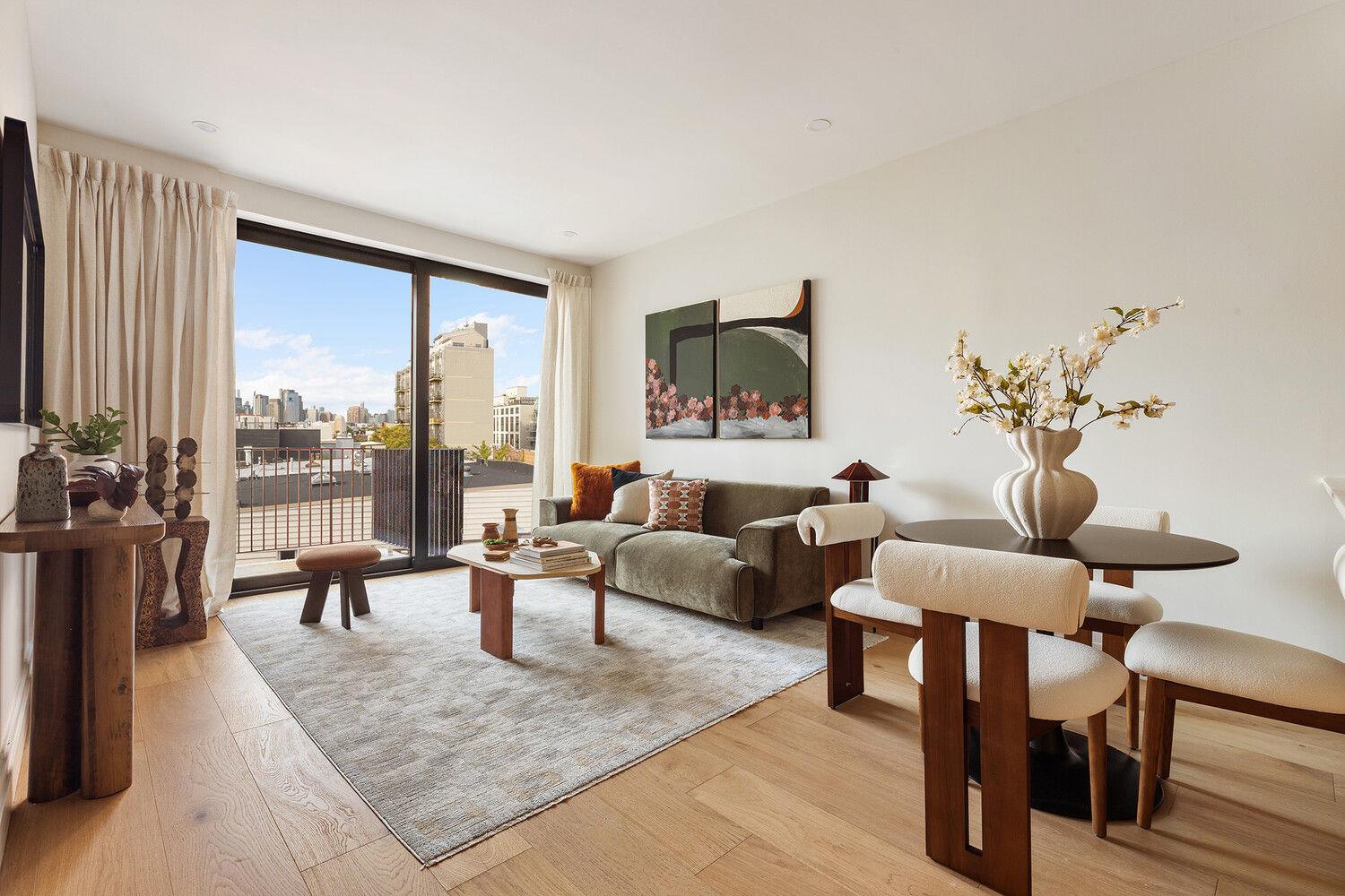 215 CALYER Street Unit 3, Brooklyn NY 11222