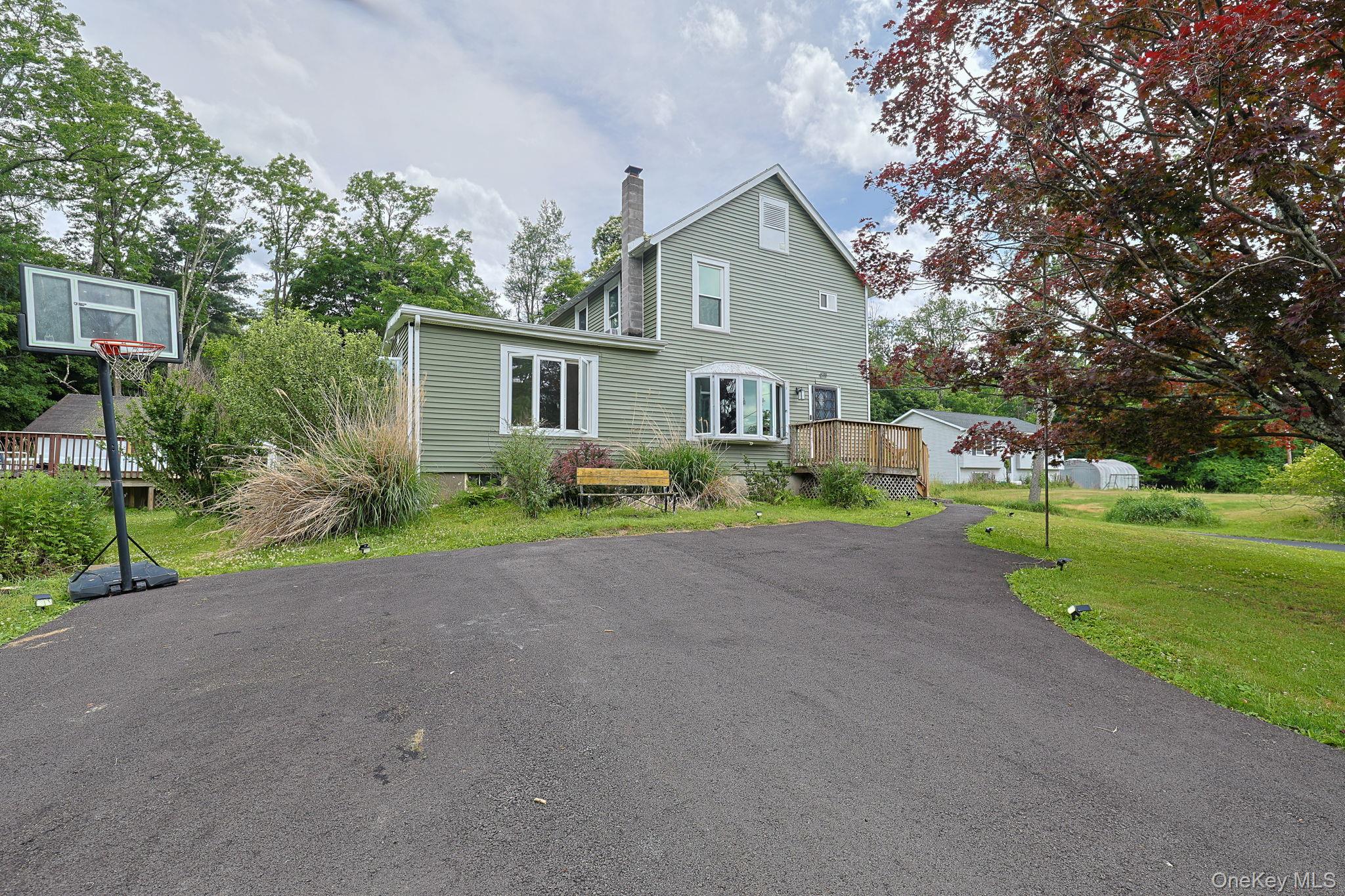 678 Prosperous Valley Road, Middletown NY 10940