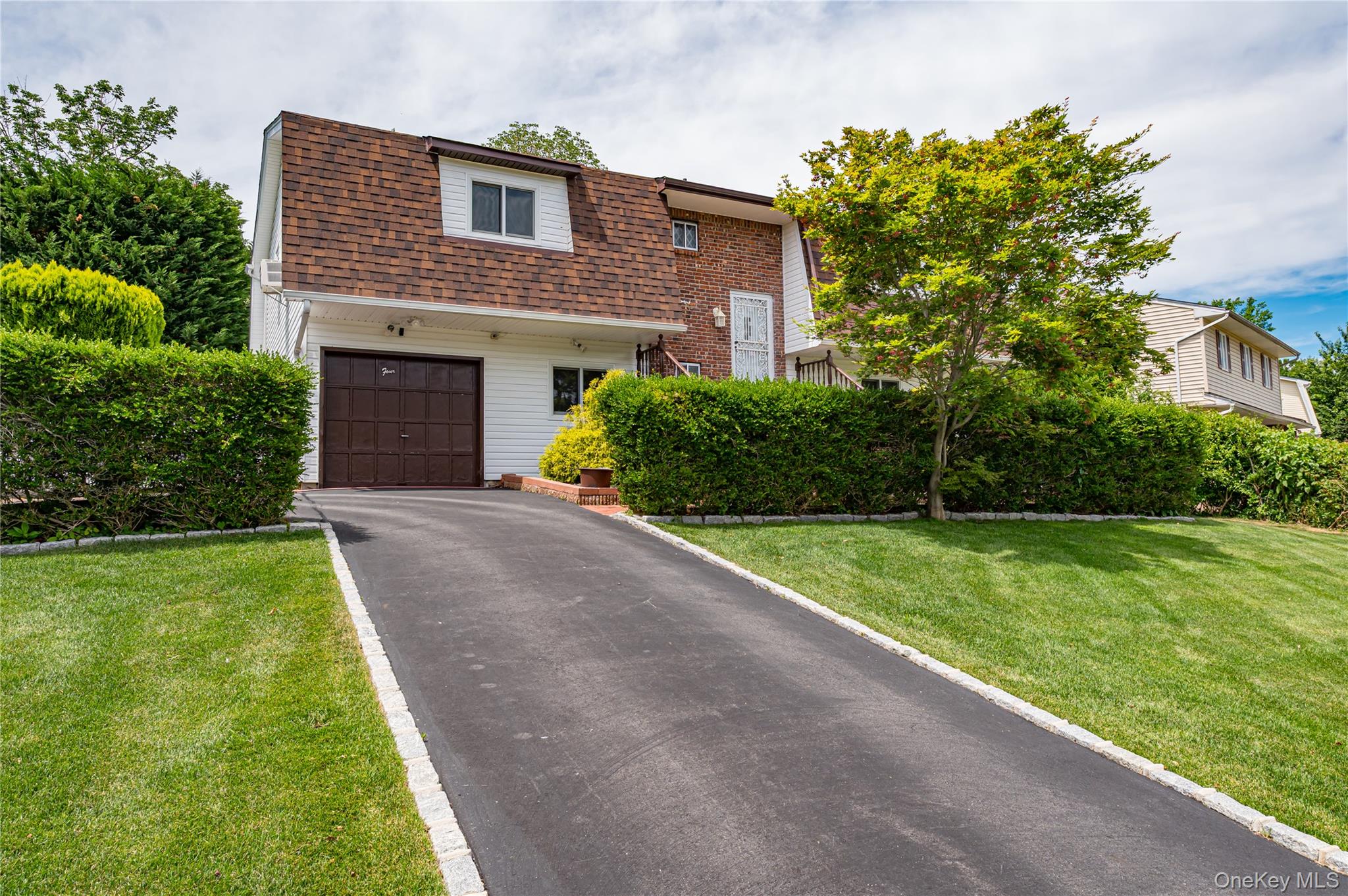4 Bowman Lane, Kings Park NY 11754