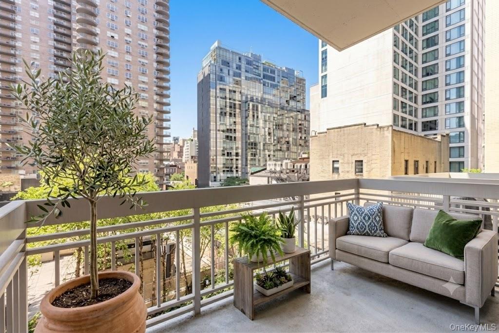 170 E 87th Street Unit E5FG, Manhattan NY 10128