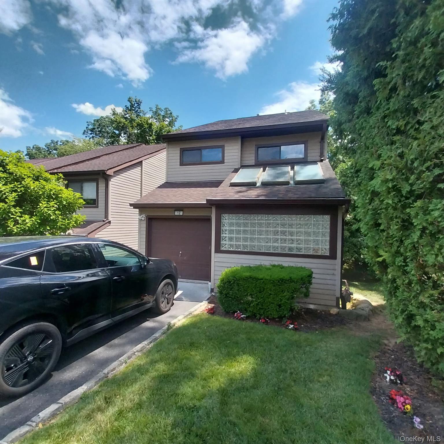 12 The Glen Lane Unit 12, Glen Head NY 11545
