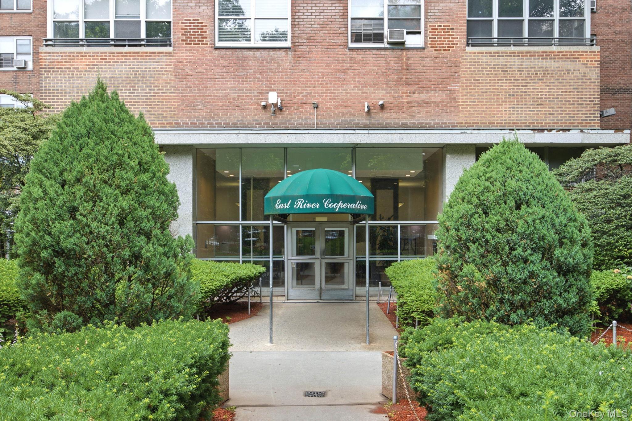 575 Grand Street Unit E1505, Manhattan NY 10002