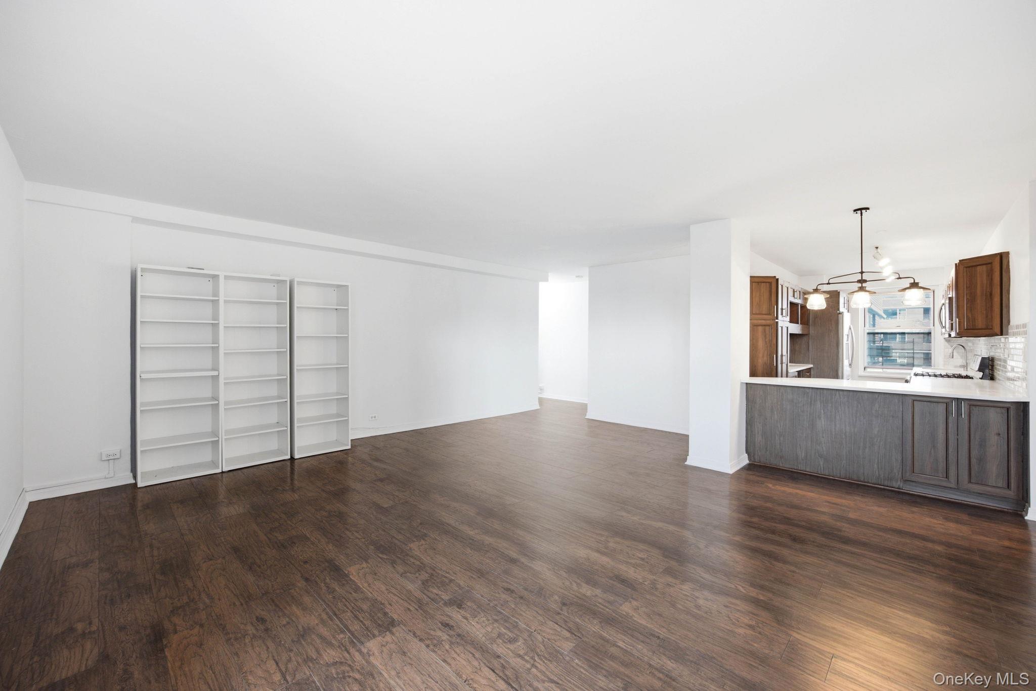 575 Grand Street Unit E1505, Manhattan NY 10002
