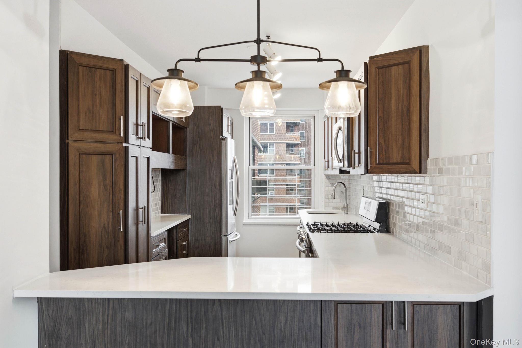 575 Grand Street Unit E1505, Manhattan NY 10002