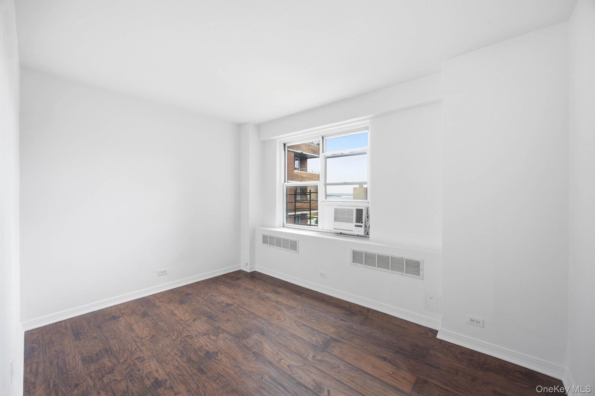 575 Grand Street Unit E1505, Manhattan NY 10002