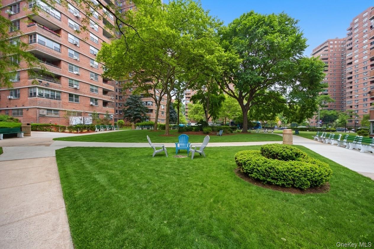 575 Grand Street Unit E1505, Manhattan NY 10002