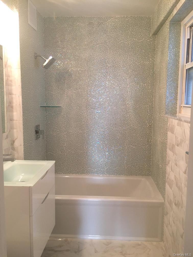 58 West 58th Street Unit 6-A, Manhattan NY 10019