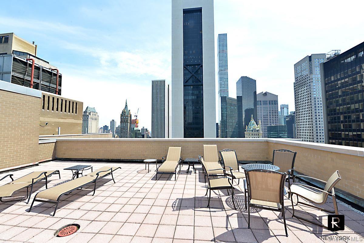 58 West 58th Street Unit 6-A, Manhattan NY 10019