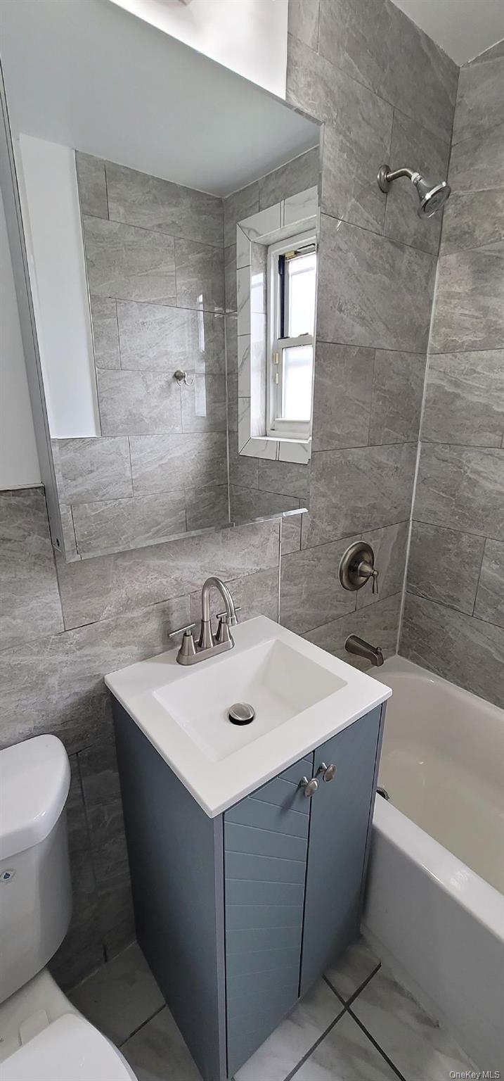 13178 Laurelton Parkway Unit Upper, Rosedale NY 11422